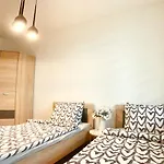 Apartman Downtown Family&friends *