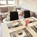 Downtown Family&friends Apartman Rzeszów