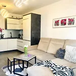 Downtown Family&friends Apartman Rzeszów