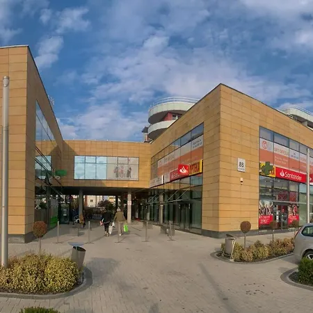 Downtown Family&friends رشيشوف