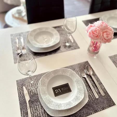 Downtown Family&friends *