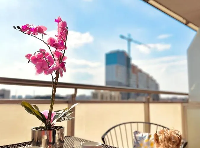 Downtown Family&friends