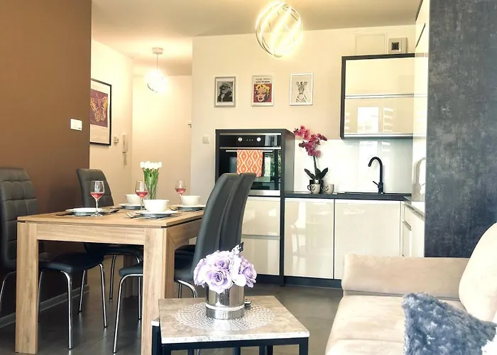 Downtown Family&friends *